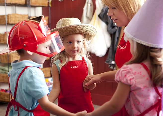 4 Ways to Help your Shy Child Learn Teamwork & Cooperation
